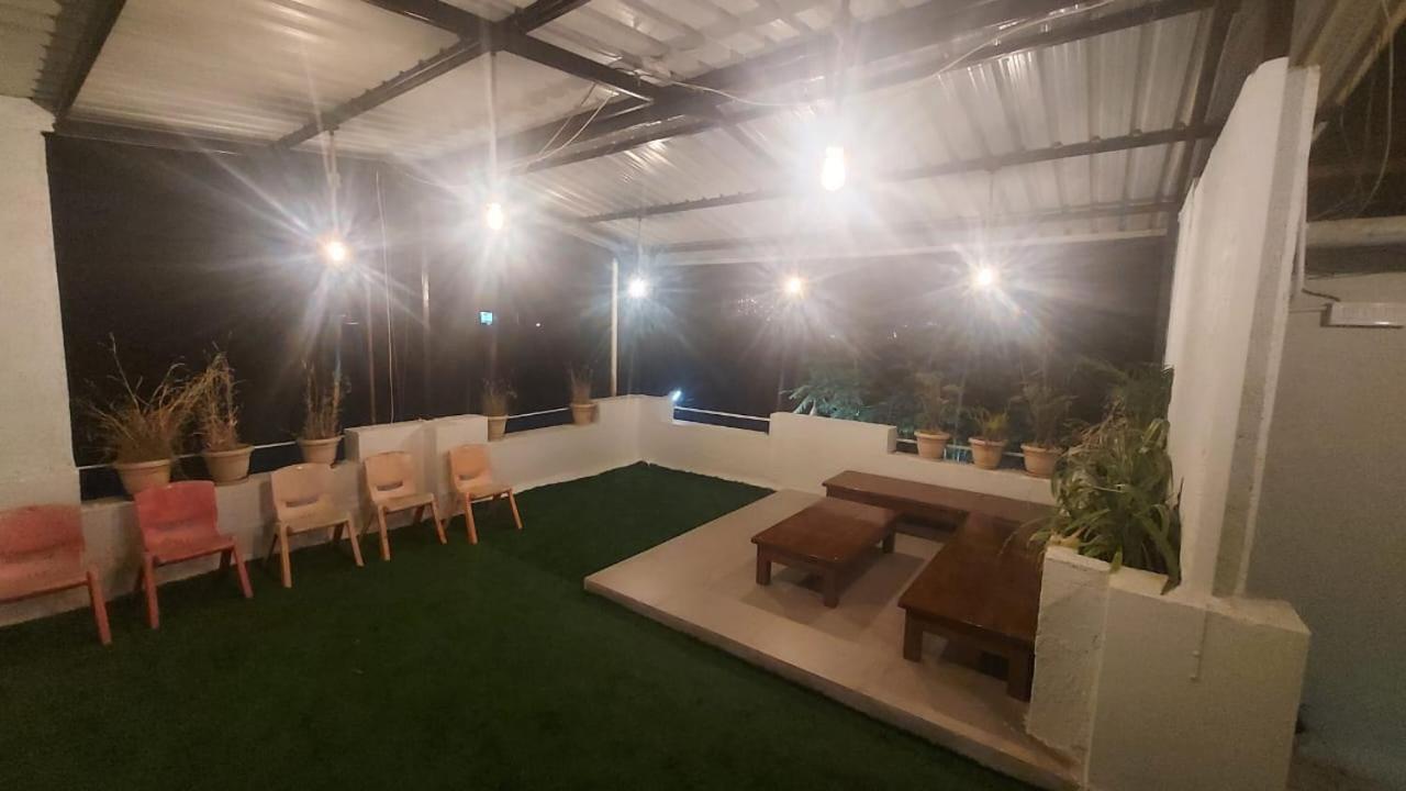 White Smoke Villa Igatpuri Exterior foto